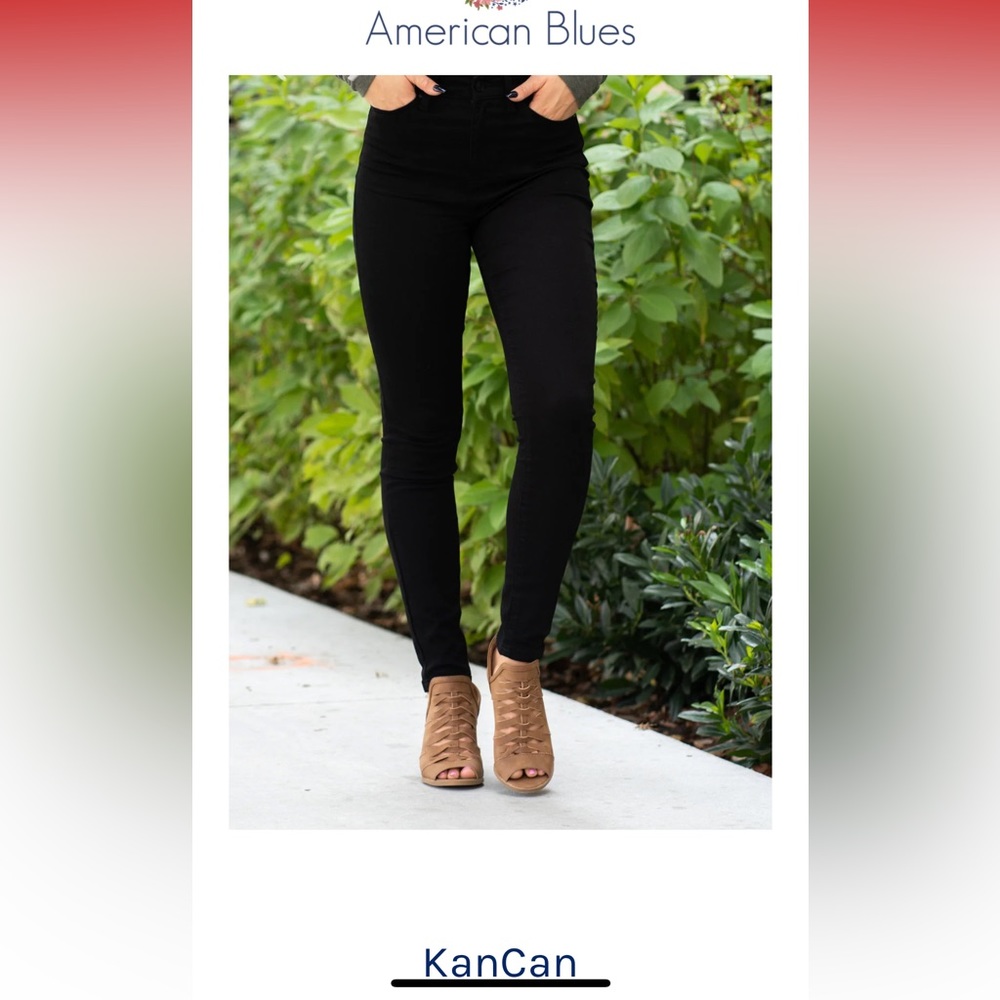 Kancan black high rise jeans size 27